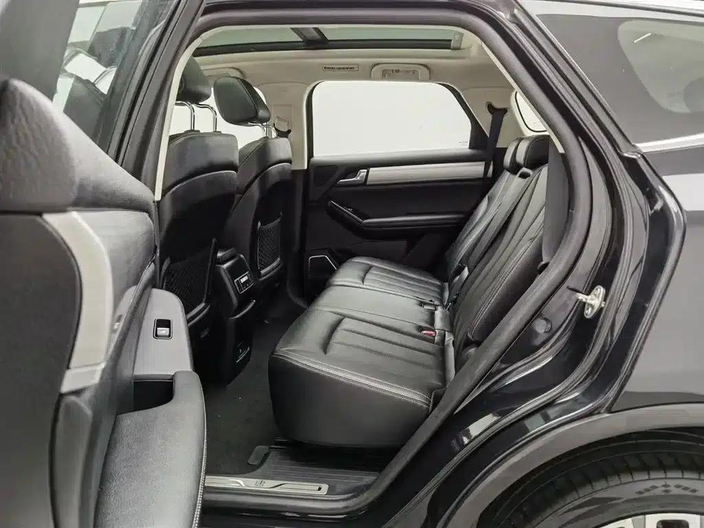 Tang 2018 2.0T Automatic Intelligent Connected Premium 7-seater National V Emission Standard — миниатюра 15