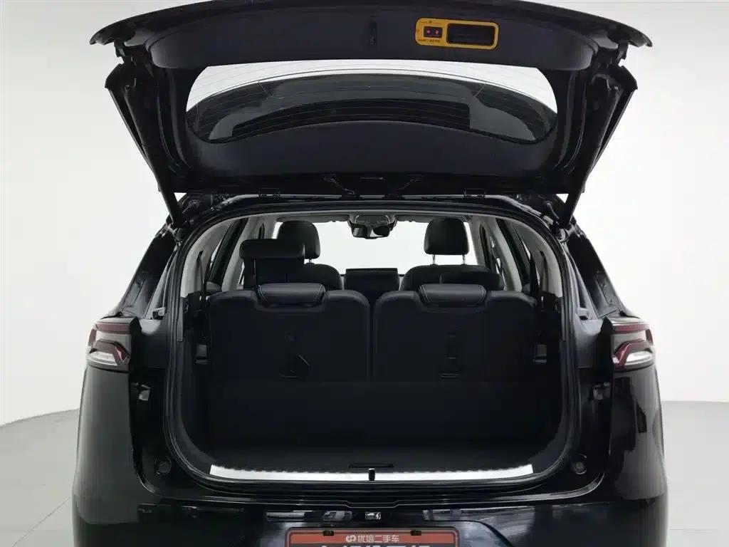 Tang 2018 2.0T Automatic Intelligent Connected Premium 7-seater National V Emission Standard — миниатюра 16