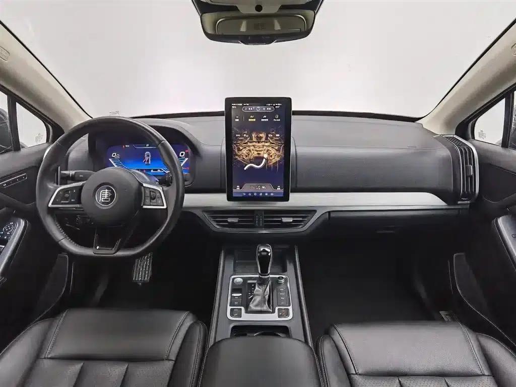Tang 2018 2.0T Automatic Intelligent Connected Premium 7-seater National V Emission Standard — миниатюра 5
