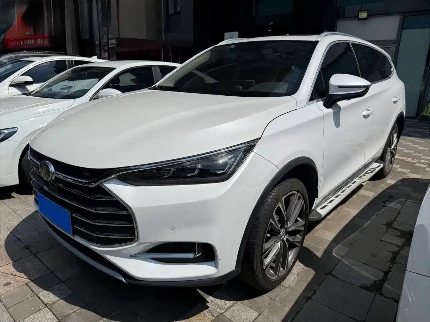 Tang 2018 2.0T Automatic Intelligent Connected Premium 7-seater National V Emission Standard — миниатюра 1