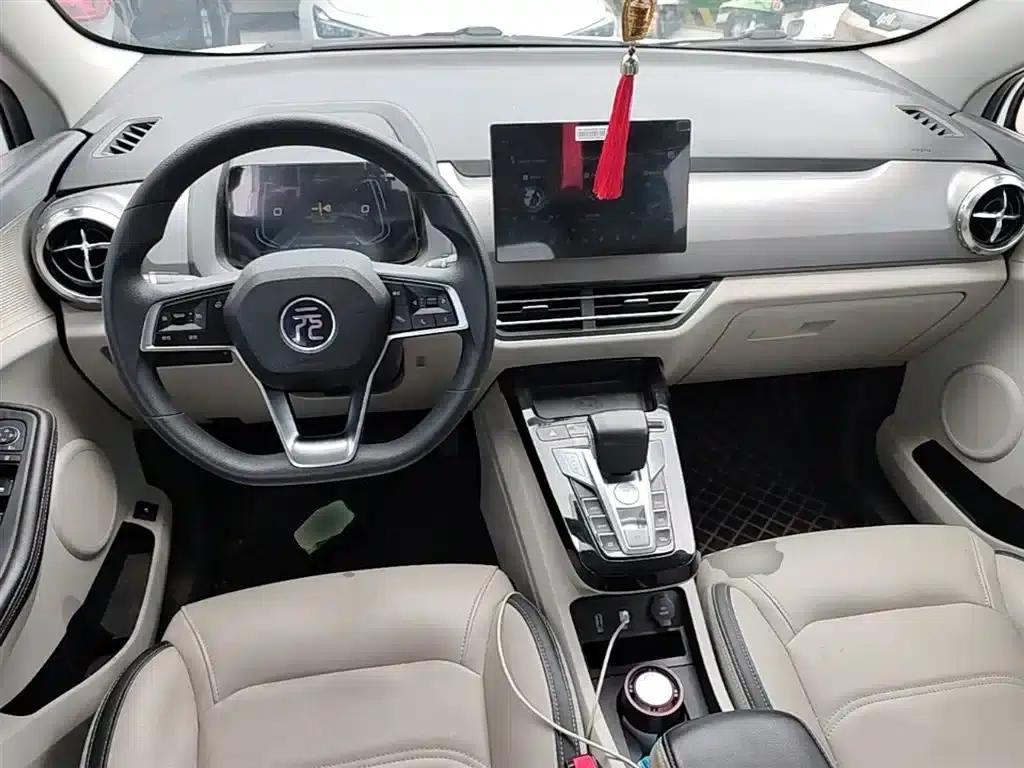 Yuan Pro 2021 401KM Luxury Edition — миниатюра 10