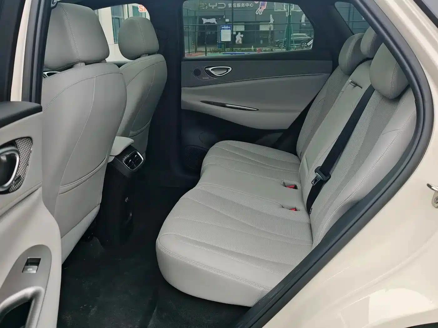 Hiace 06 2025 EV 605 Navigator Plus Edition — миниатюра 5