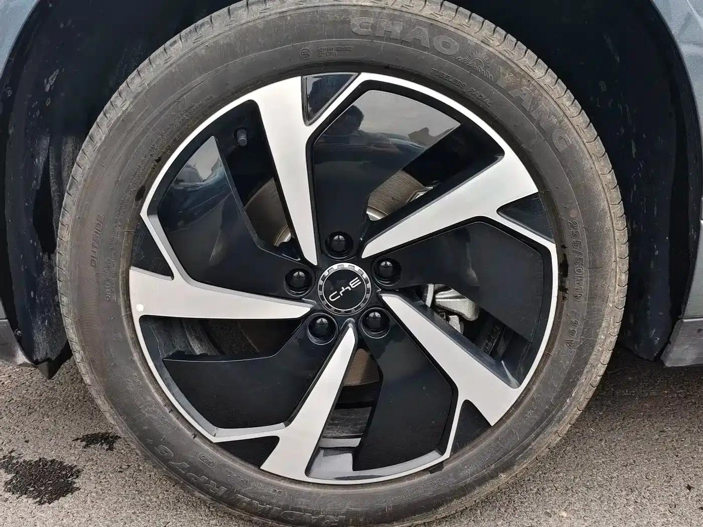 Hiace 06 2025 EV 605 Navigator Plus Edition — миниатюра 3