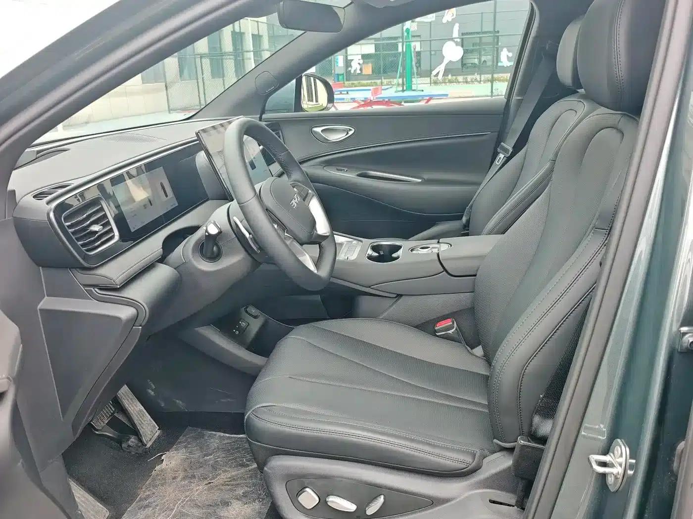 Hiace 06 2025 EV 605 Navigator Plus Edition — миниатюра 4