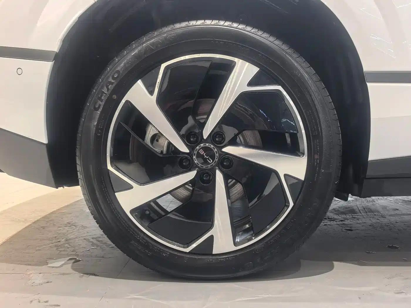 Hiace 06 2025 EV 605 Navigator Pro Edition — миниатюра 30