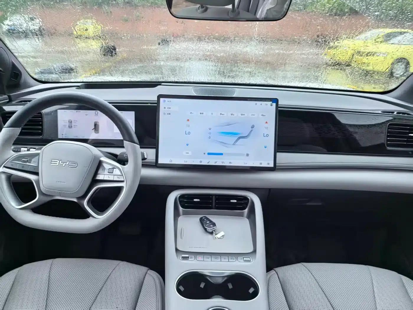 Hiace 06 2025 DM-i 205 Navigator Pro Edition — миниатюра 10