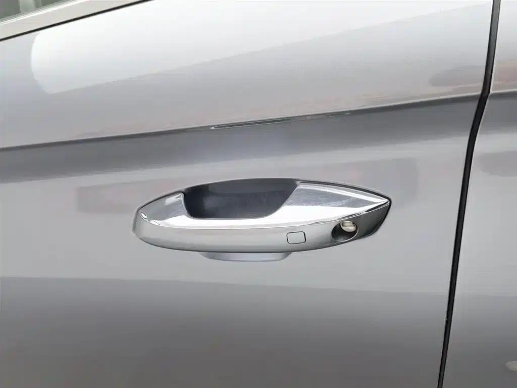 Song PLUS 2020 1.5T Automatic Flagship PLUS — миниатюра 18