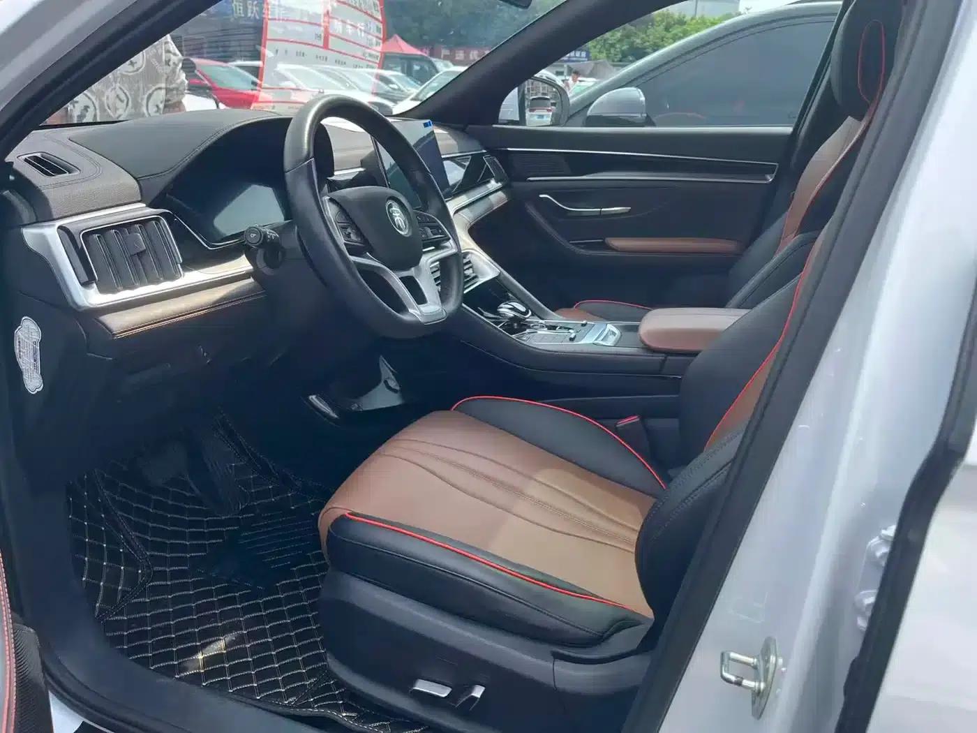 Song PLUS 2020 1.5T Automatic Flagship Edition — миниатюра 4