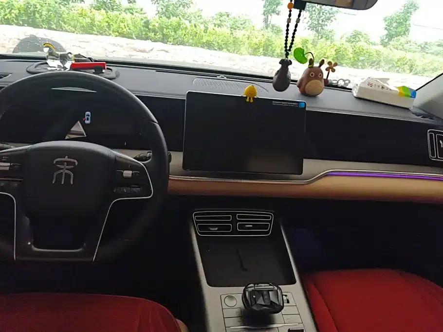 Song Pro New Energy 2024 Glory Edition DM-i 110KM Superior Model — миниатюра 13