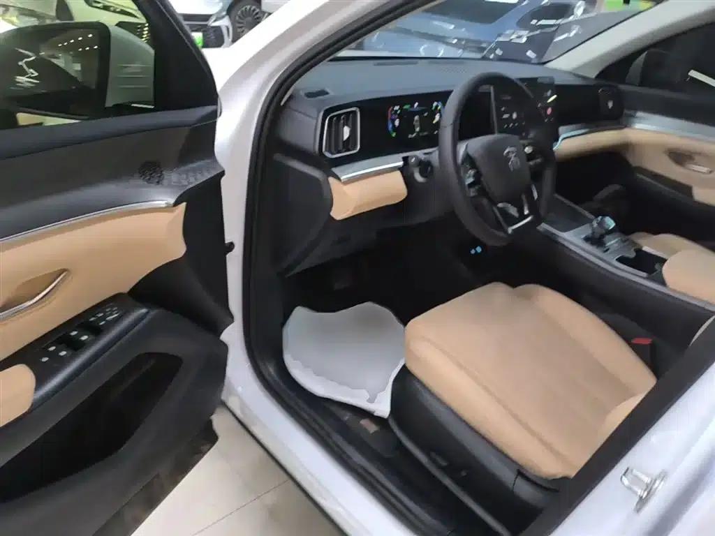 Song Pro New Energy 2025 Model, Second Generation DM-i 75KM Leading Edition — миниатюра 16