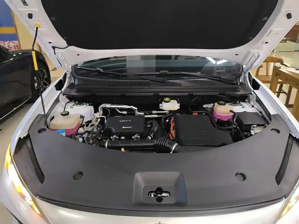 Song Pro New Energy 2025 Model, Second Generation DM-i 75KM Leading Edition — миниатюра 20
