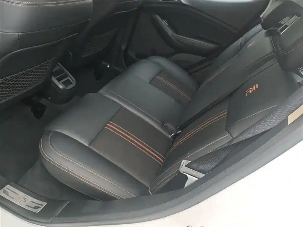 2017 Yuan 1.5L Automatic Cool Connected Edition — миниатюра 17