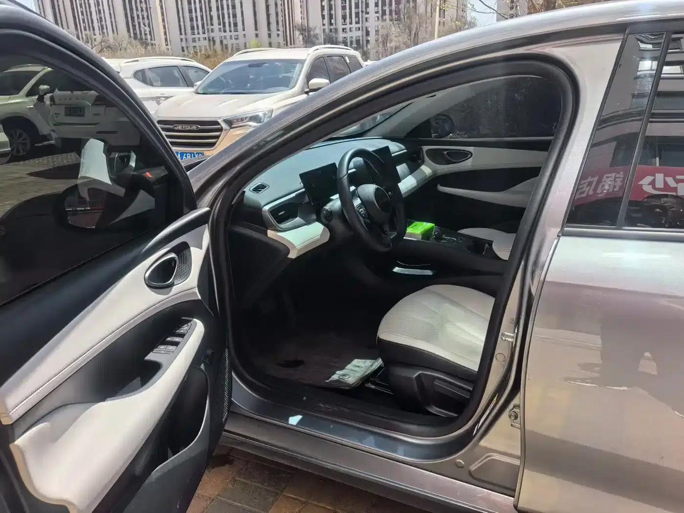 Seal 05 DM-i 2025 DM-i Intelligent Driving Edition 55KM Luxury Model — миниатюра 4