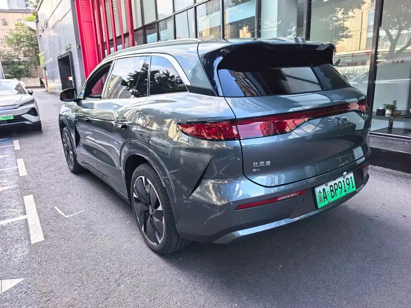 Tang L 2025 EV 600KM Four-Wheel Drive LiDAR Flagship Edition — миниатюра 8