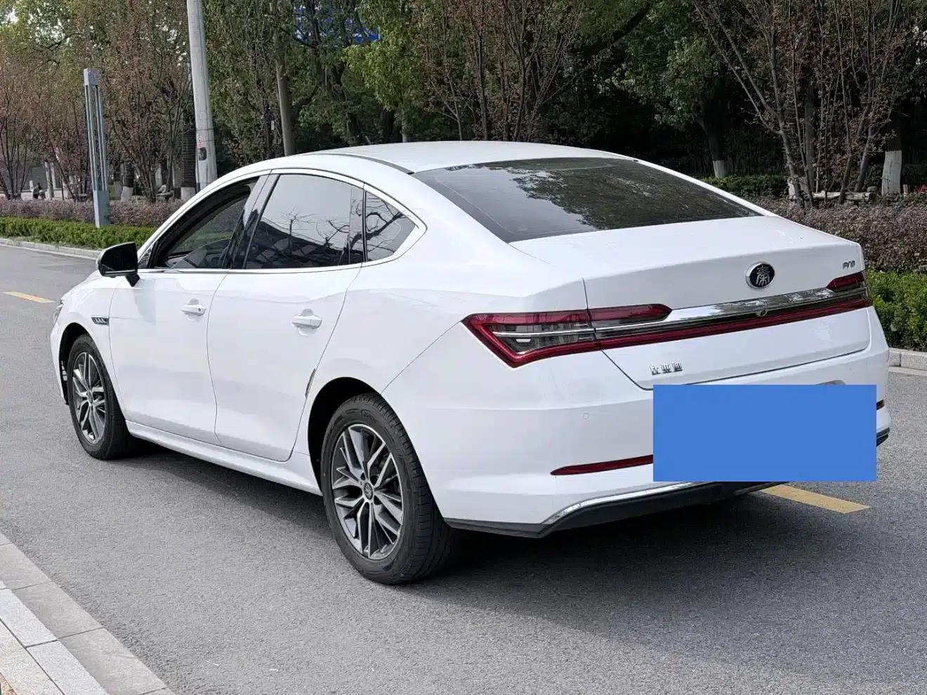 Qin Pro New Energy 2019 EV Super Edition: High Power, Long Range, Intelligent Connectivity Leading Model — миниатюра 8