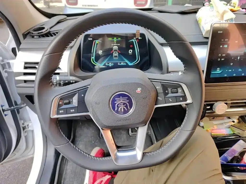 Qin Pro New Energy 2019 DM Super Edition 1.5TI Automatic Intelligent Connected Athletic Model (National VI Emission Standard) — миниатюра 6