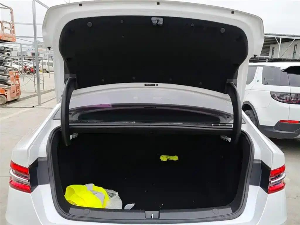 Qin Pro New Energy 2019 EV Super Edition Standard Intelligent Leading Model — миниатюра 19