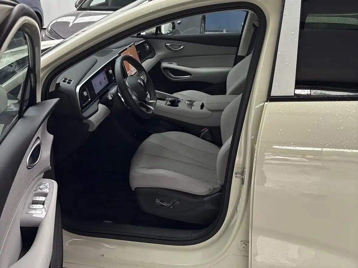 Hiace 05 EV 2025 520KM Flagship Intelligent Navigation Edition — миниатюра 9