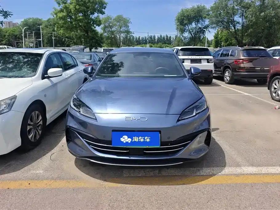 Seal 06 DM-i Touring Edition 2025 DM-i 150KM Premium Model — миниатюра 2