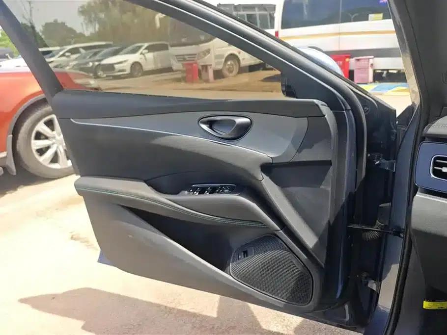Seal 06 DM-i Touring Edition 2025 DM-i 150KM Premium Model — миниатюра 7