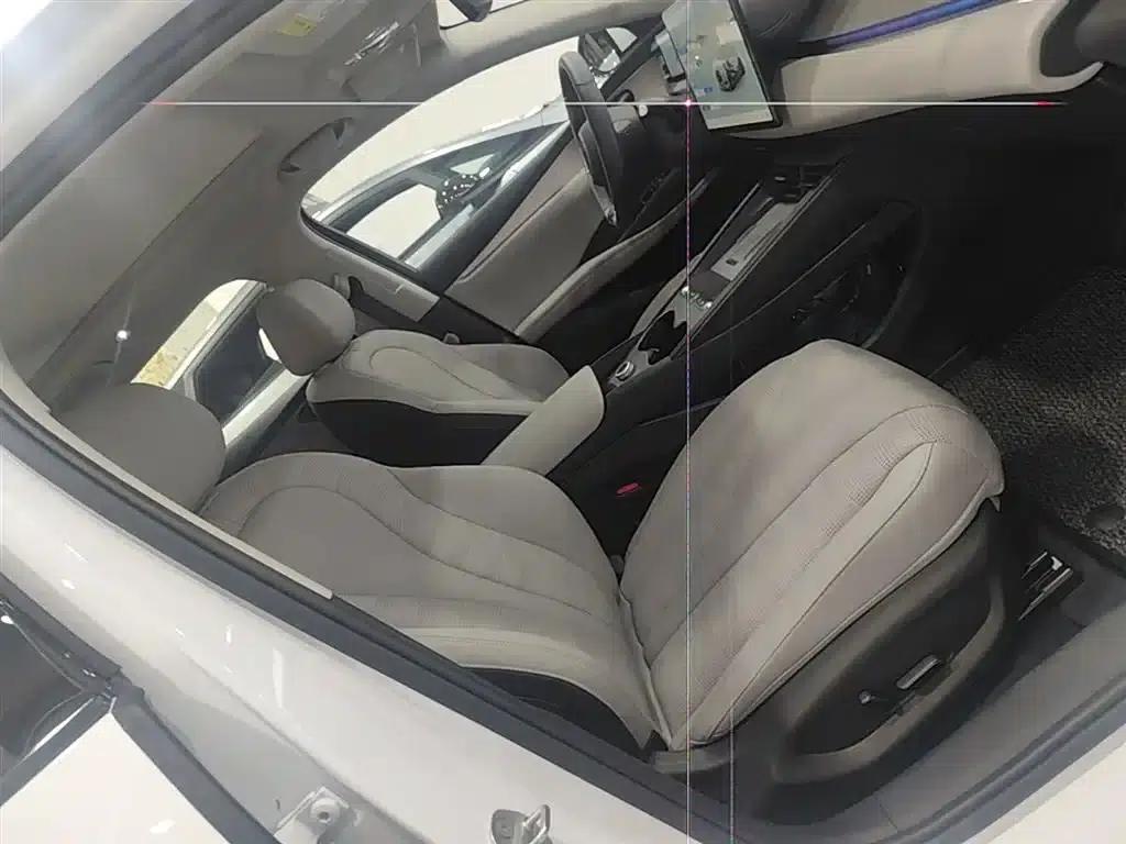 Seal 06 DM-i Touring Edition 2025 DM-i 150KM Flagship Model — миниатюра 25