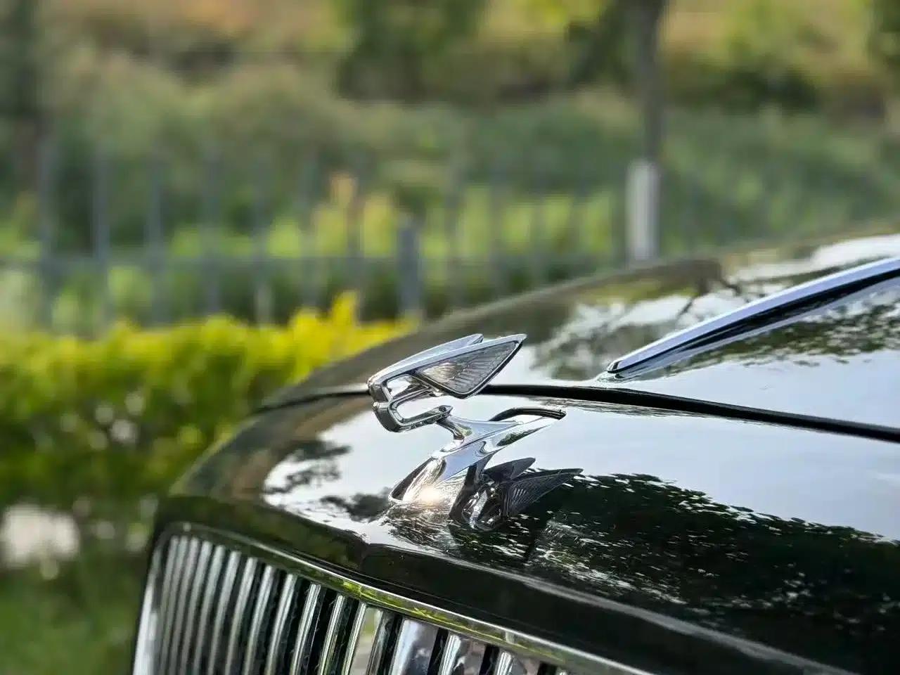 Flying Spur 2021 4.0T V8 Standard Edition — миниатюра 7