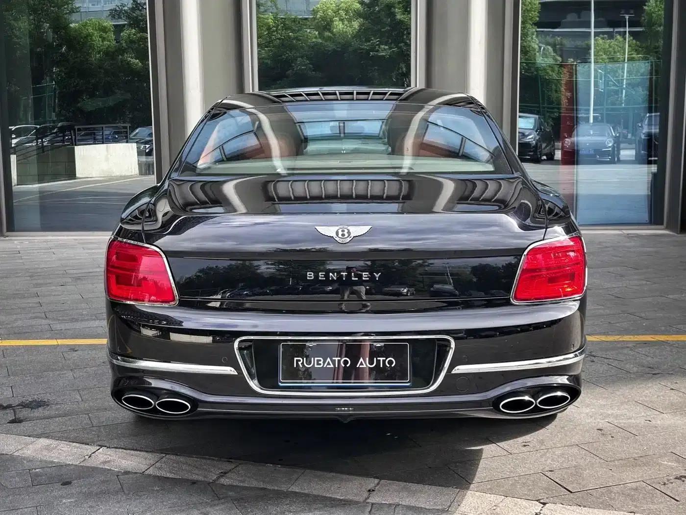 Flying Spur 2021 4.0T V8 Standard Edition — миниатюра 6