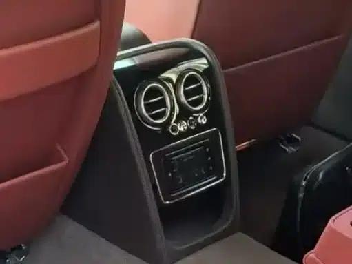 2017 Flying Spur 4.0T V8 Standard Edition — миниатюра 8