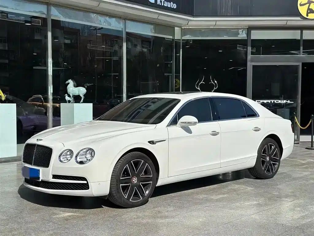 2016 Flying Spur 4.0T V8 Standard Edition — миниатюра 6