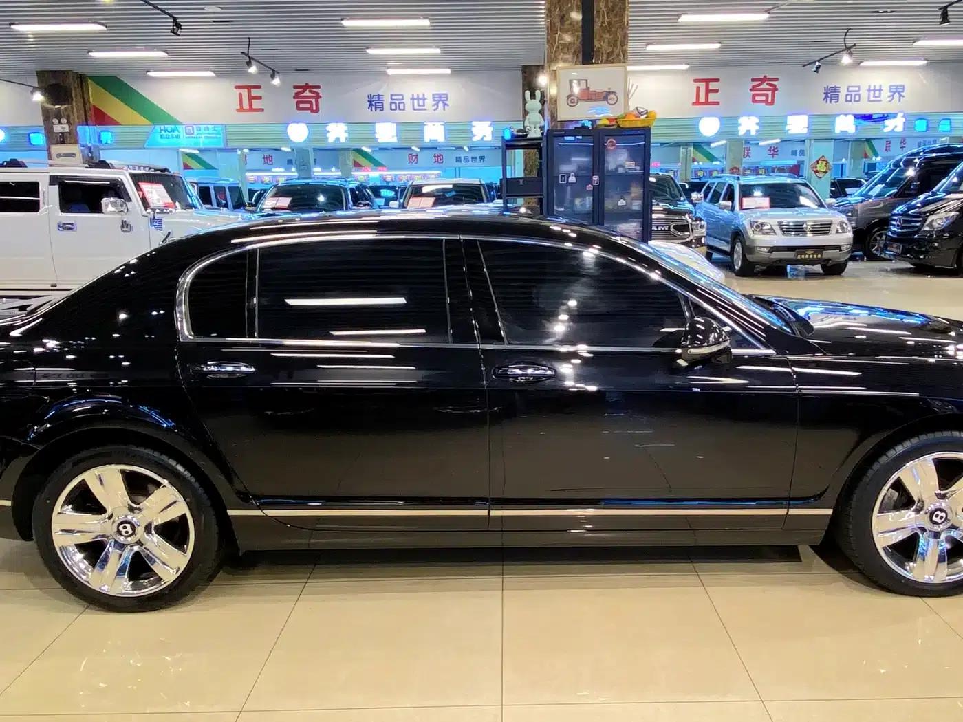 2010 Flying Spur 6.0T Four-Seater — миниатюра 11