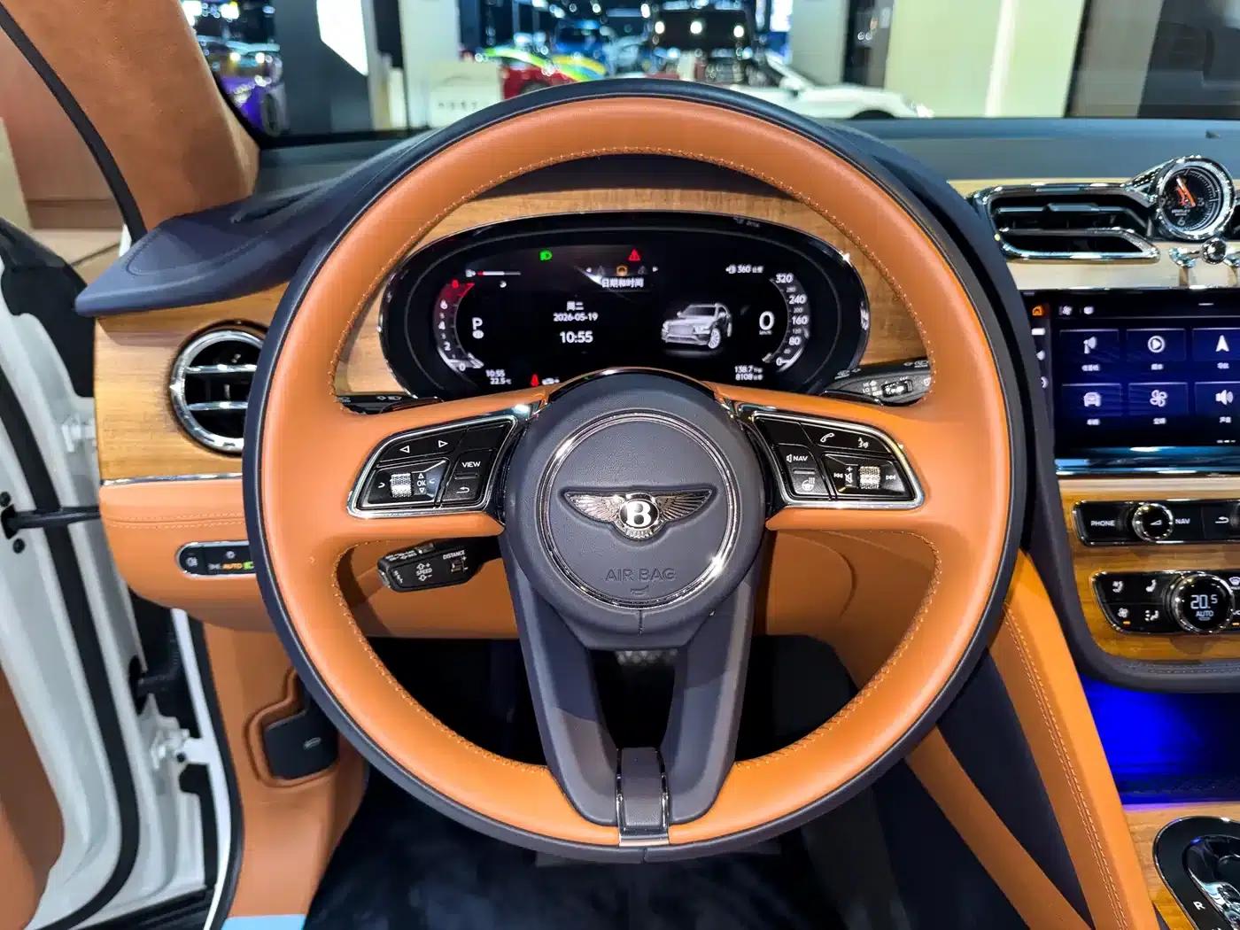 Bentayga 2024 4.0T V8 — миниатюра 6