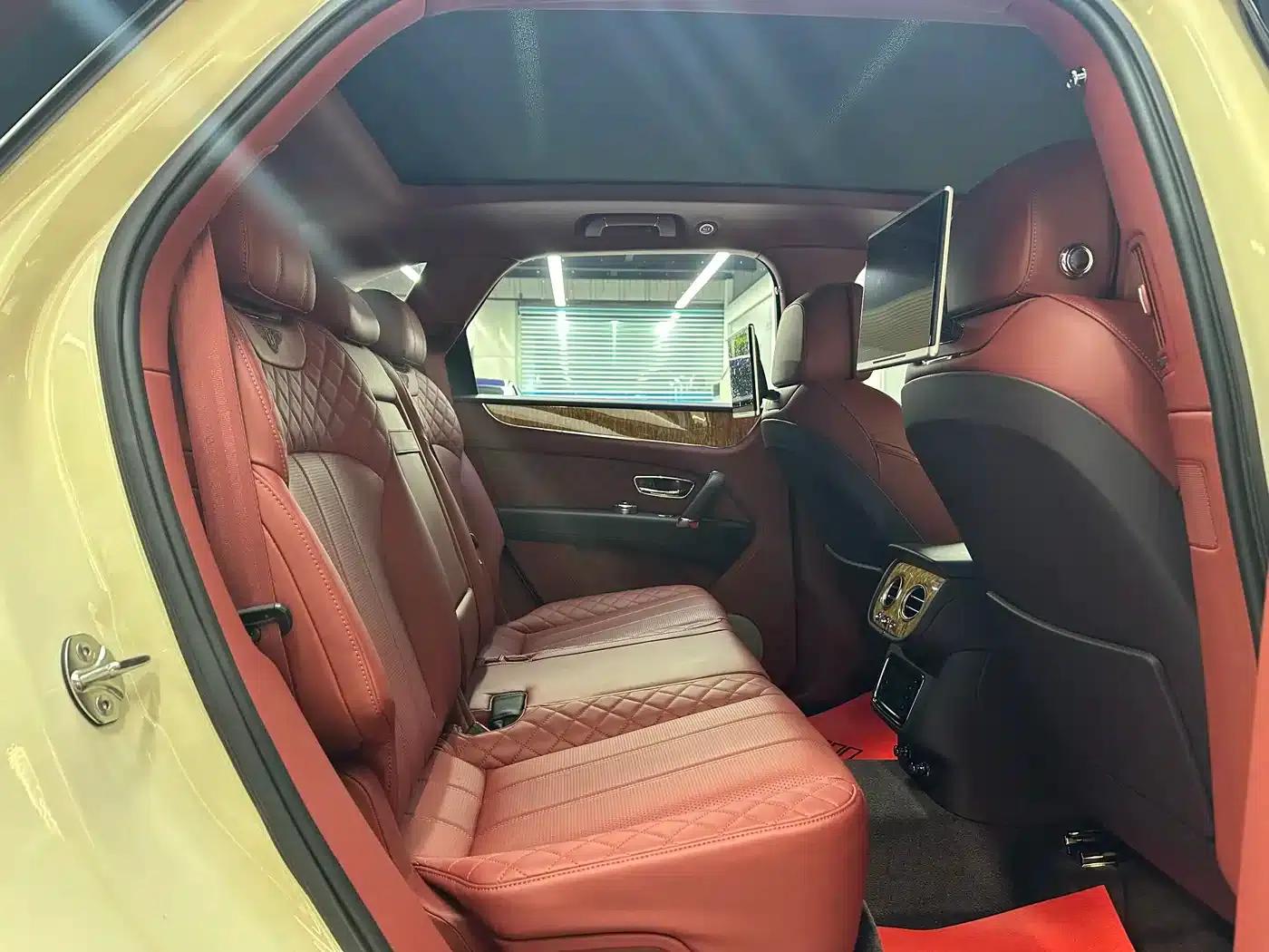Bentayga 2017 6.0T Standard Edition — миниатюра 26