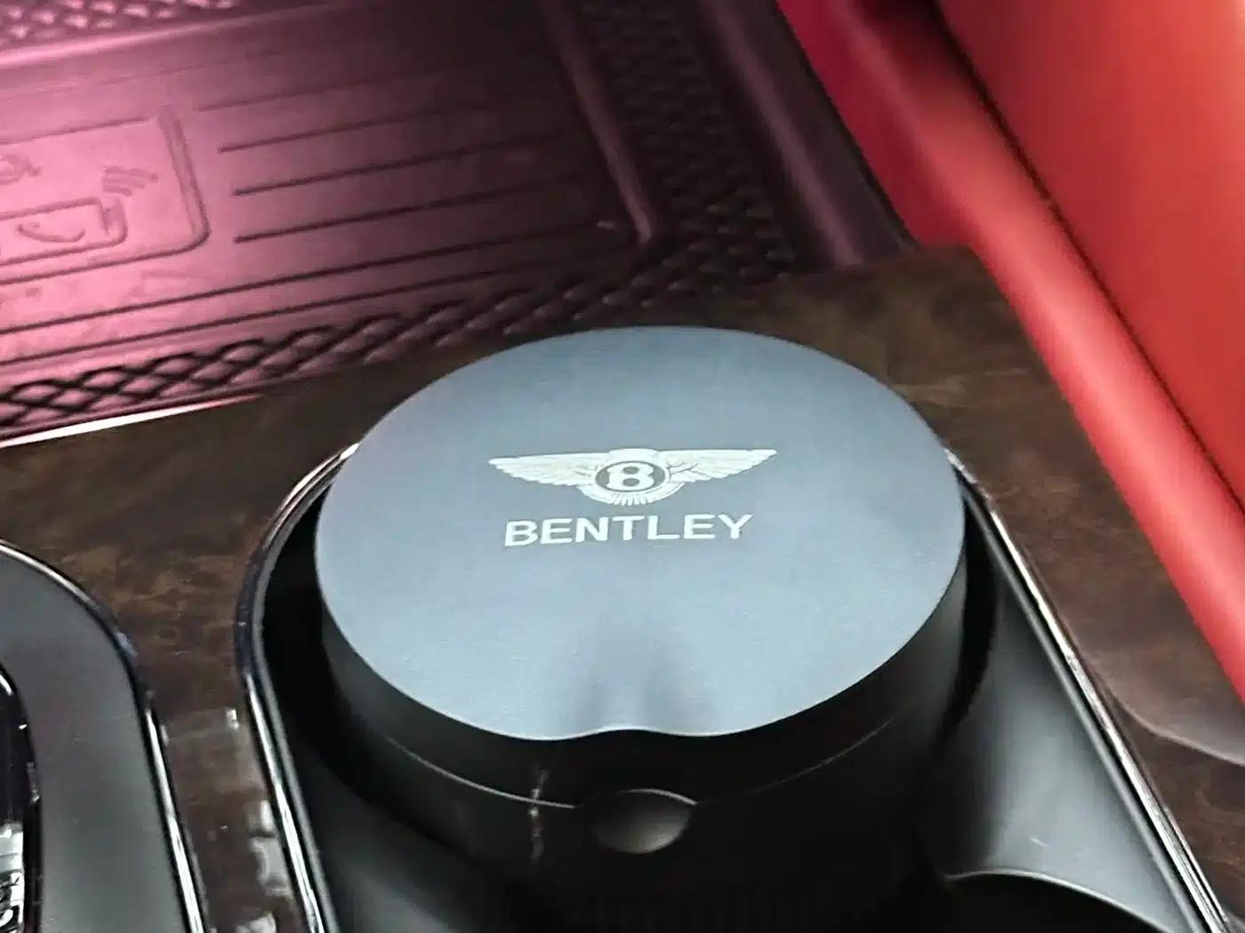 Bentayga 2021 4.0T V8 — миниатюра 20