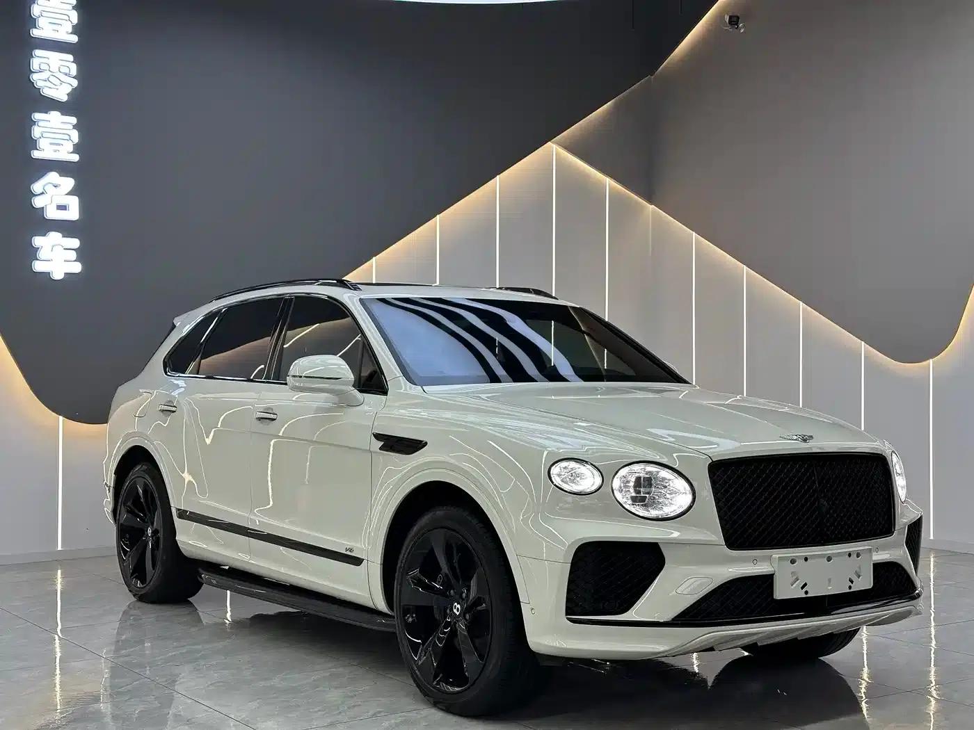 Bentayga 2021 4.0T V8 — миниатюра 3