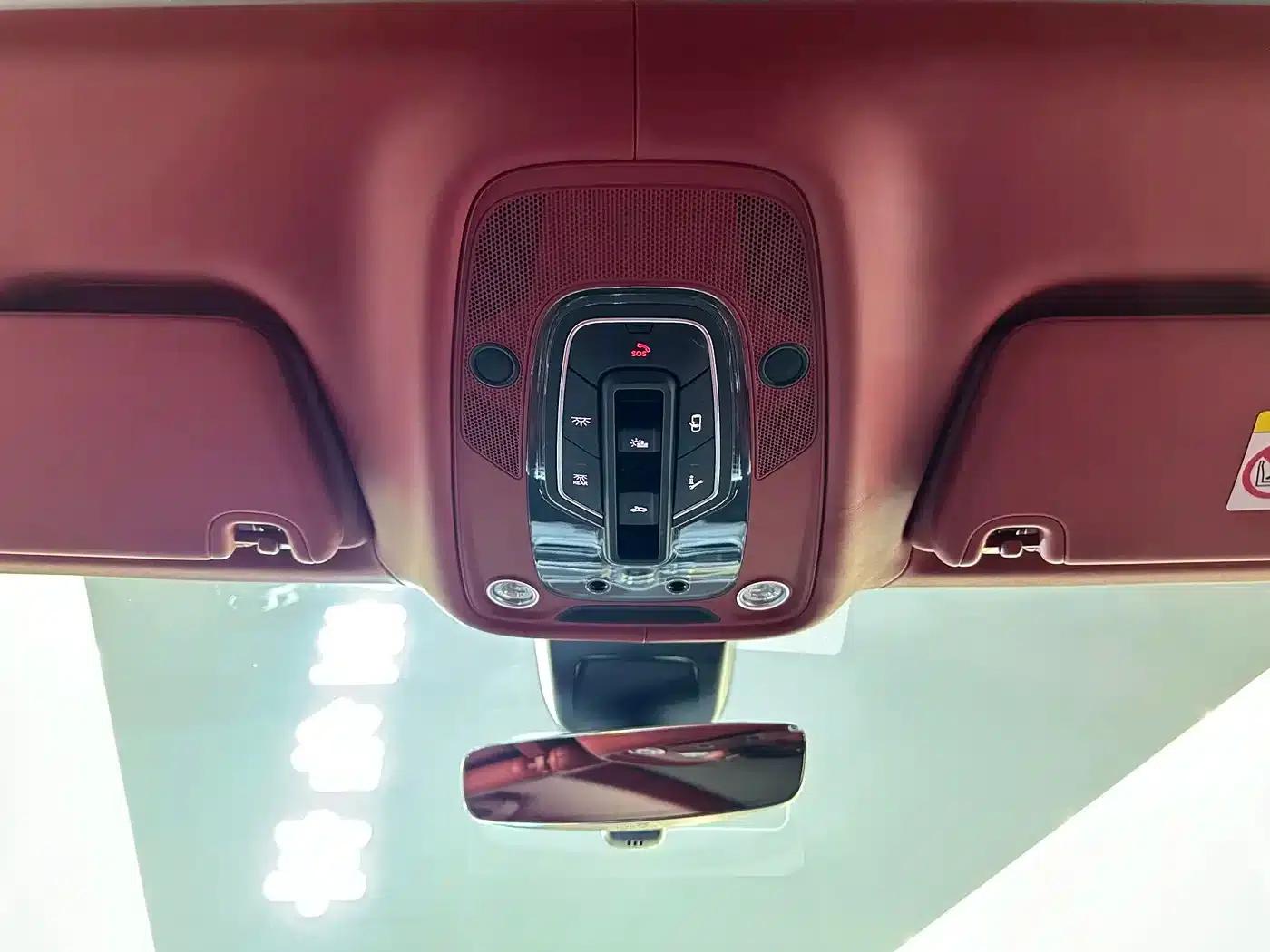 Bentayga 2021 4.0T V8 — миниатюра 21