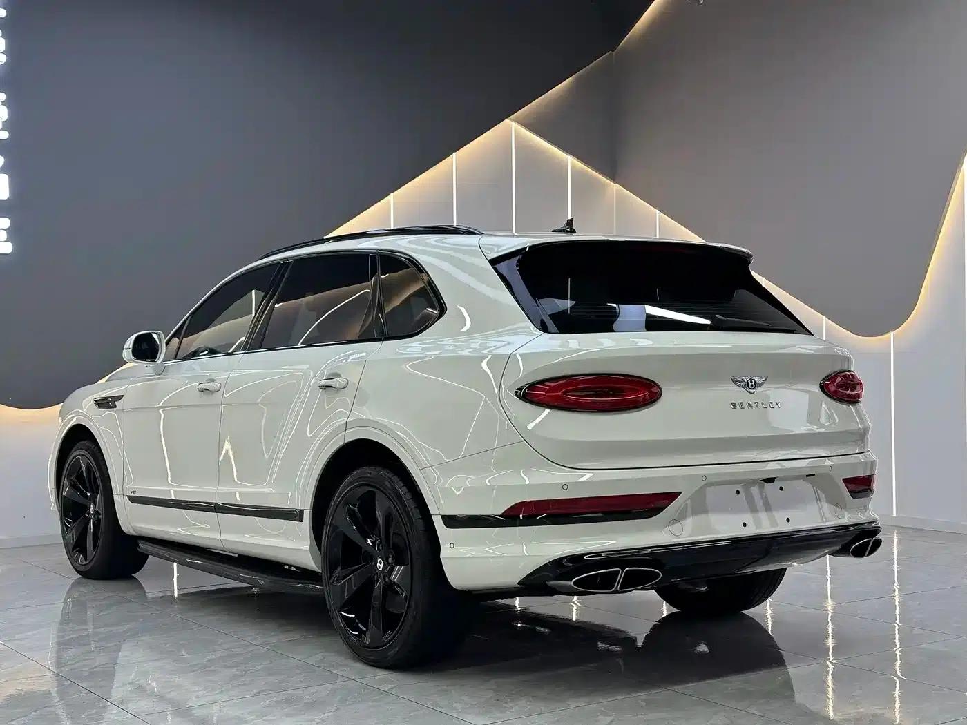 Bentayga 2021 4.0T V8 — миниатюра 4