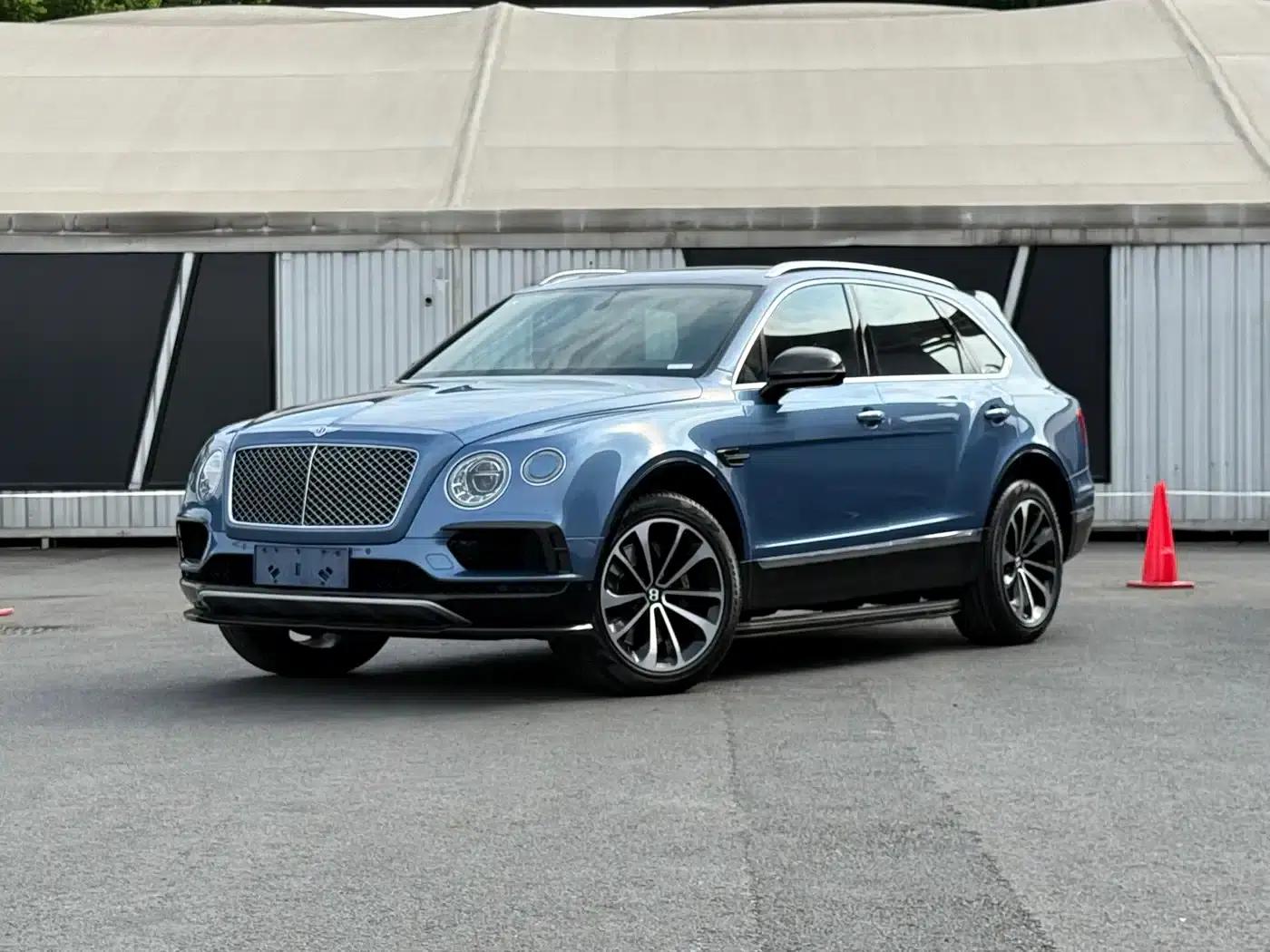 Bentayga 2016 6.0T Standard Edition — миниатюра 1