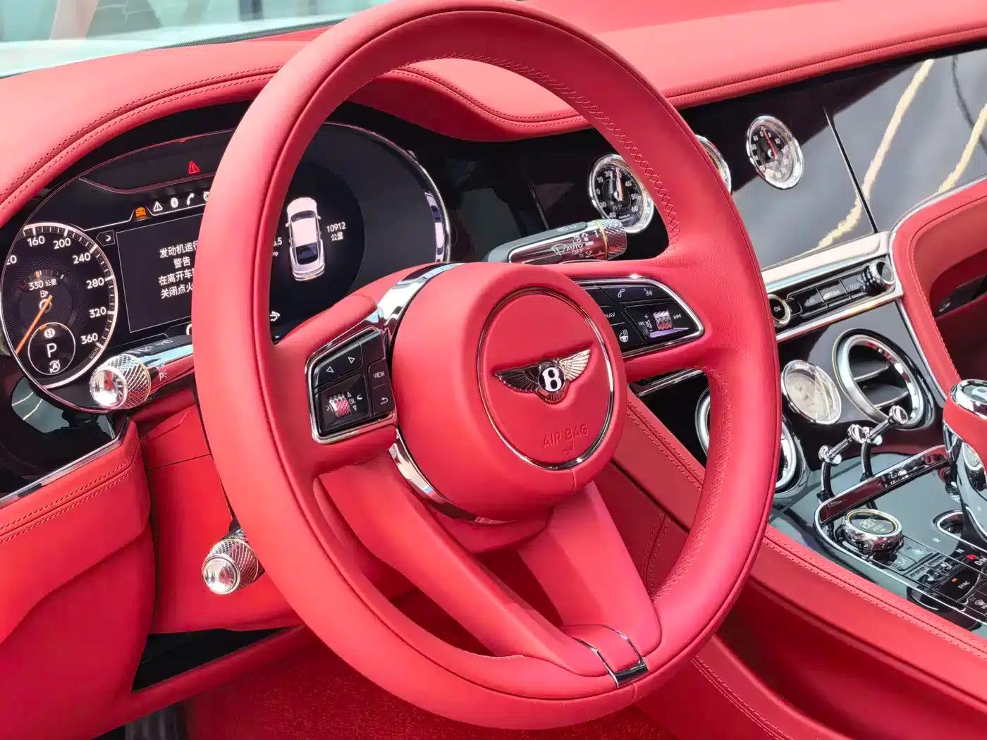 2022 Continental 4.0T GT V8 — миниатюра 16