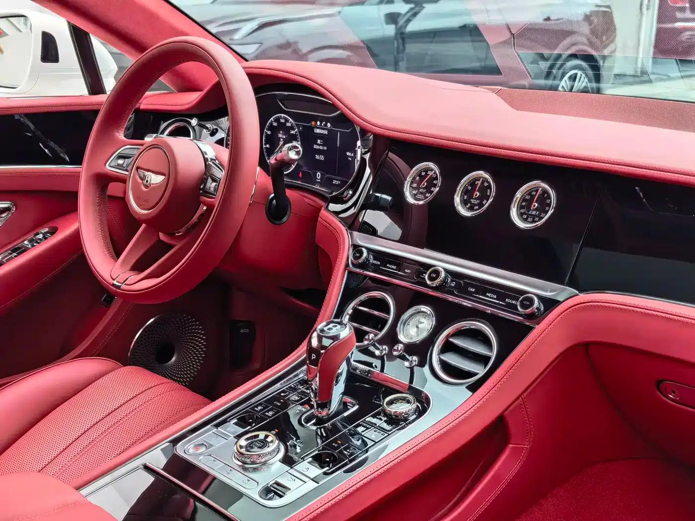 2022 Continental 4.0T GT V8 — миниатюра 17