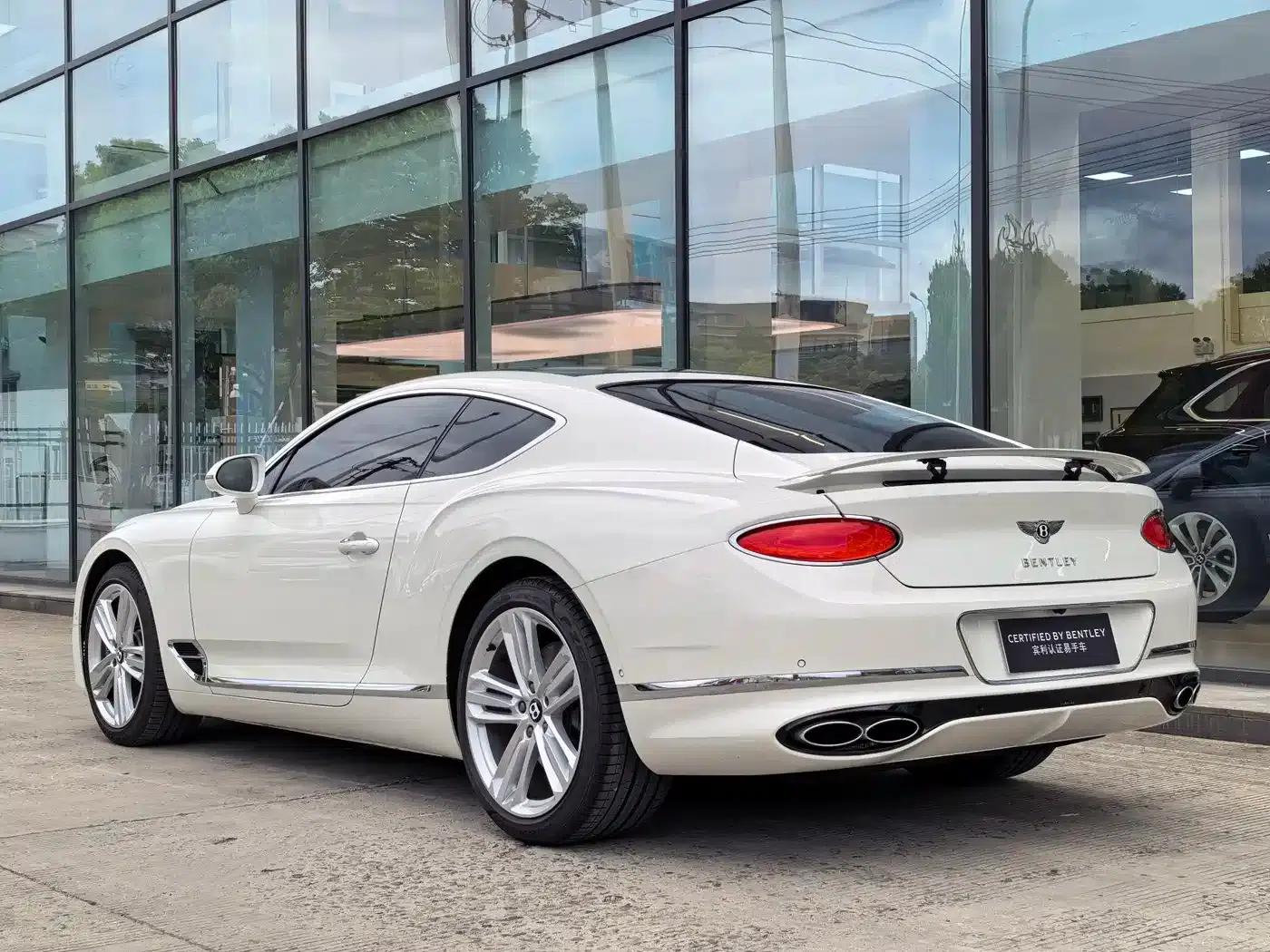 2022 Continental 4.0T GT V8 — миниатюра 5
