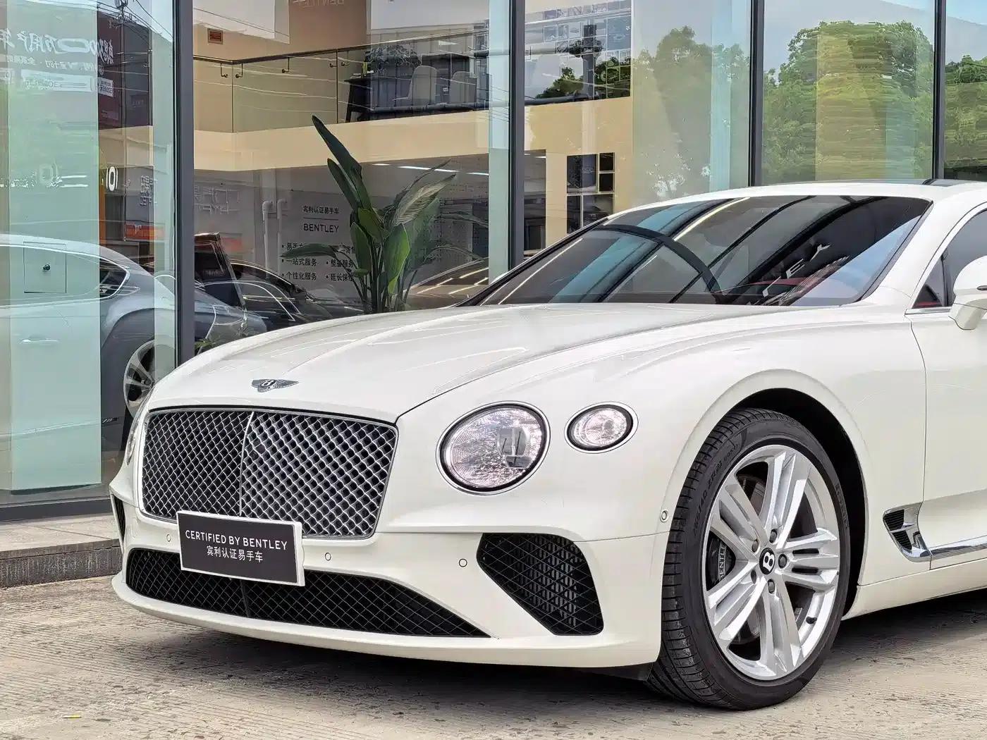 2022 Continental 4.0T GT V8 — миниатюра 6