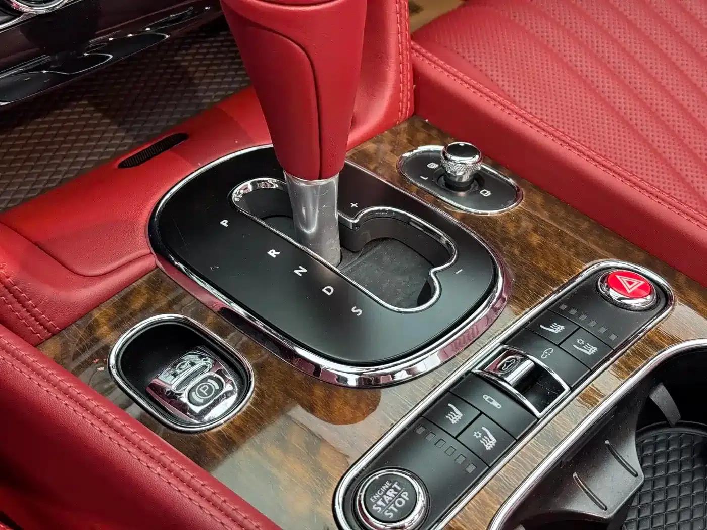 2017 Continental 4.0T GT V8 Convertible — миниатюра 11