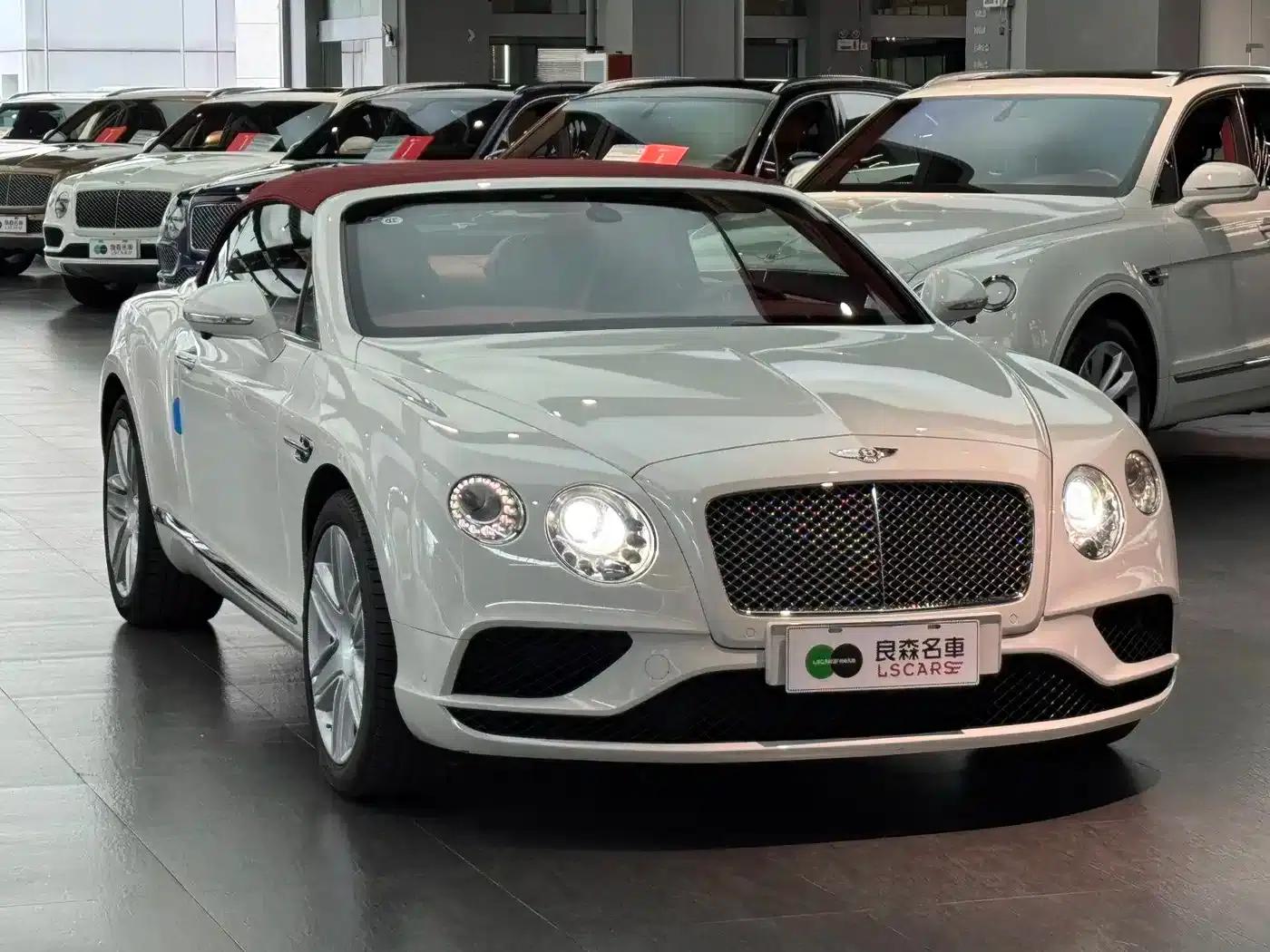 2017 Continental 4.0T GT V8 Convertible — миниатюра 3