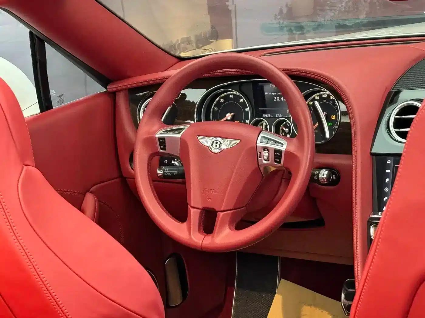 2017 Continental 4.0T GT V8 Convertible — миниатюра 9