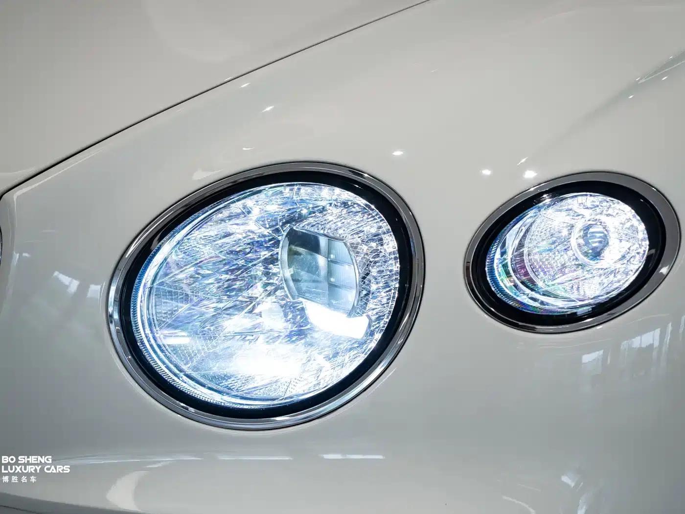 2020 Continental 4.0T GT V8 — миниатюра 16