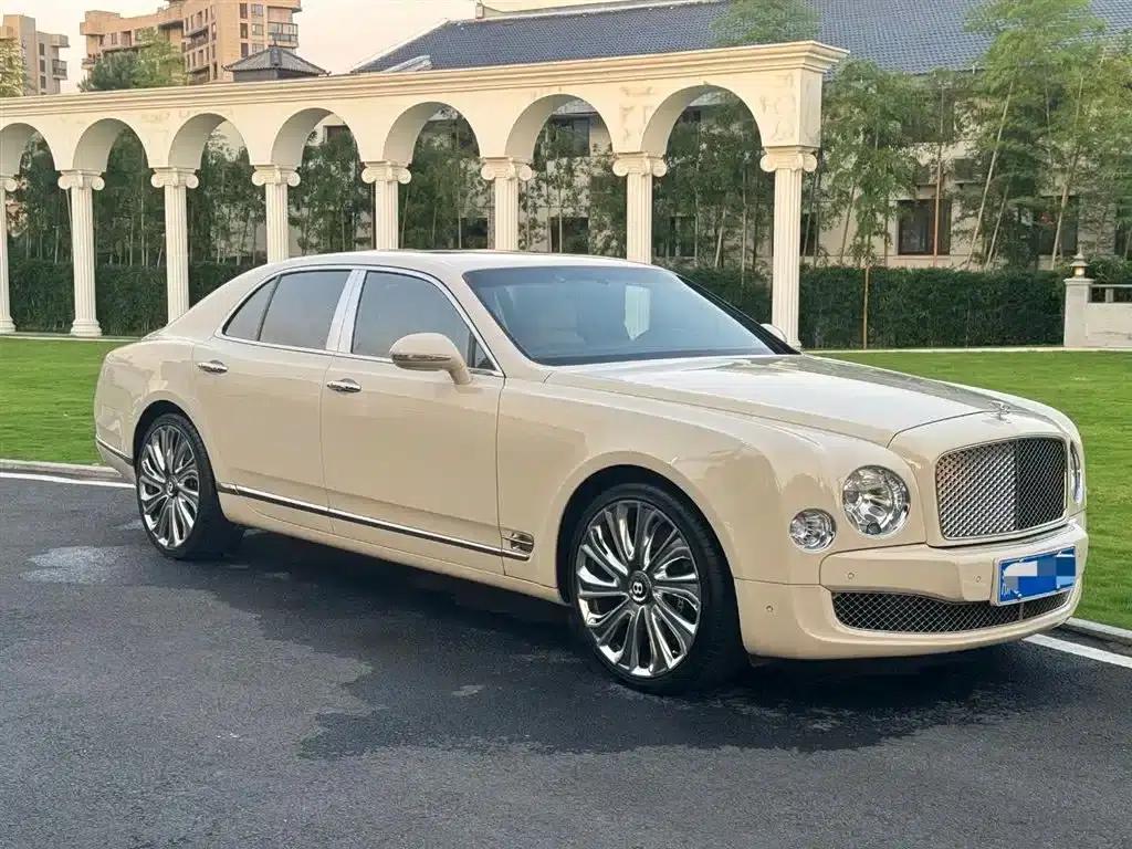 2013 Mulsanne 6.8T Mulliner Special Edition — миниатюра 6