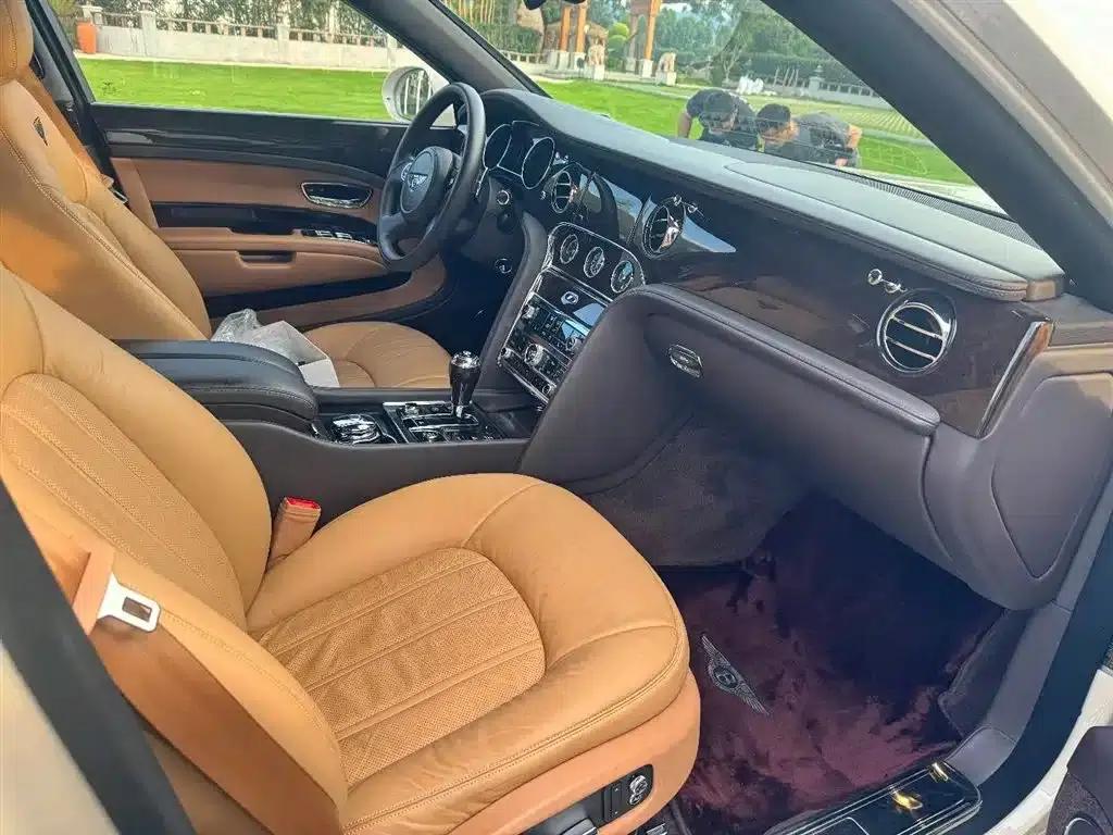 2013 Mulsanne 6.8T Mulliner Special Edition — миниатюра 9