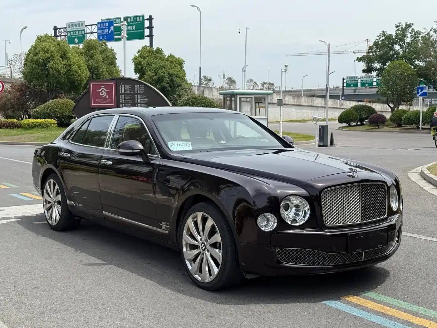 2013 Mulsanne 6.8T Mulliner Special Edition — миниатюра 2