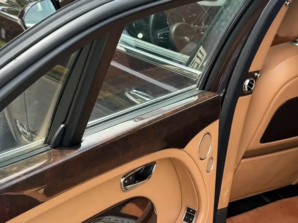 2013 Mulsanne 6.8T Mulliner Special Edition — миниатюра 11