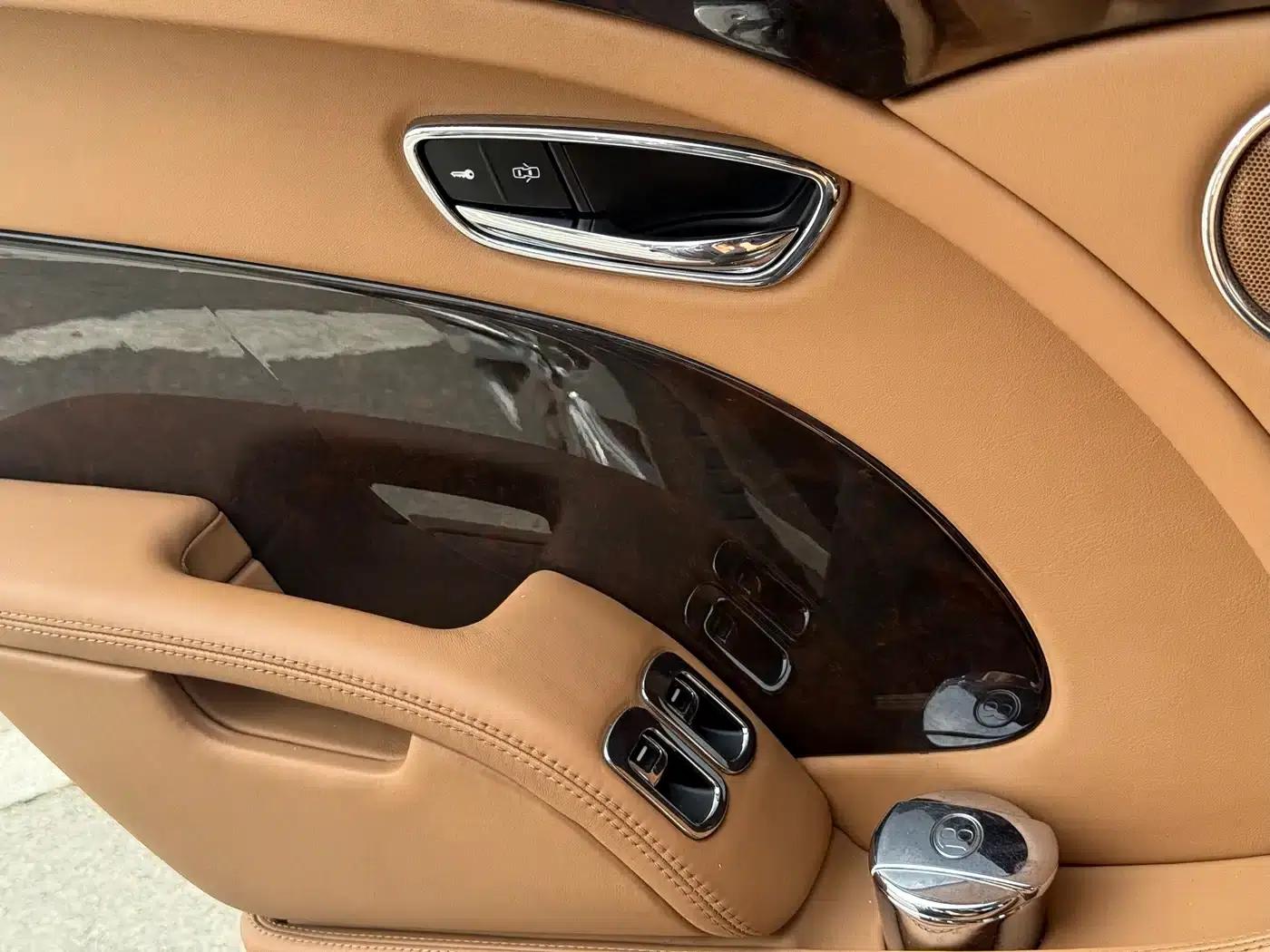 2013 Mulsanne 6.8T Mulliner Special Edition — миниатюра 18